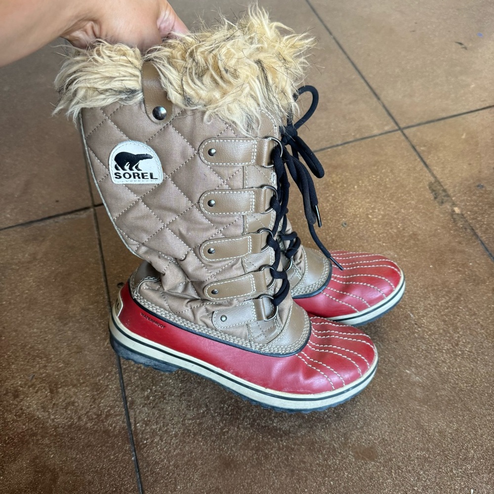 Sorel Snow Boots